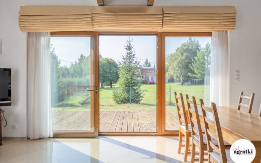 Dom wolnostojący w sercu natury, Parpary