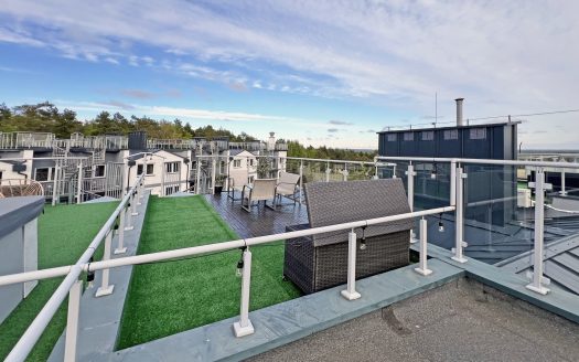 Dwupoziomowy apartament nad morzem, przy samym przy lesie