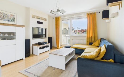 Dwupoziomowe mieszkanie z dużym potencjałem